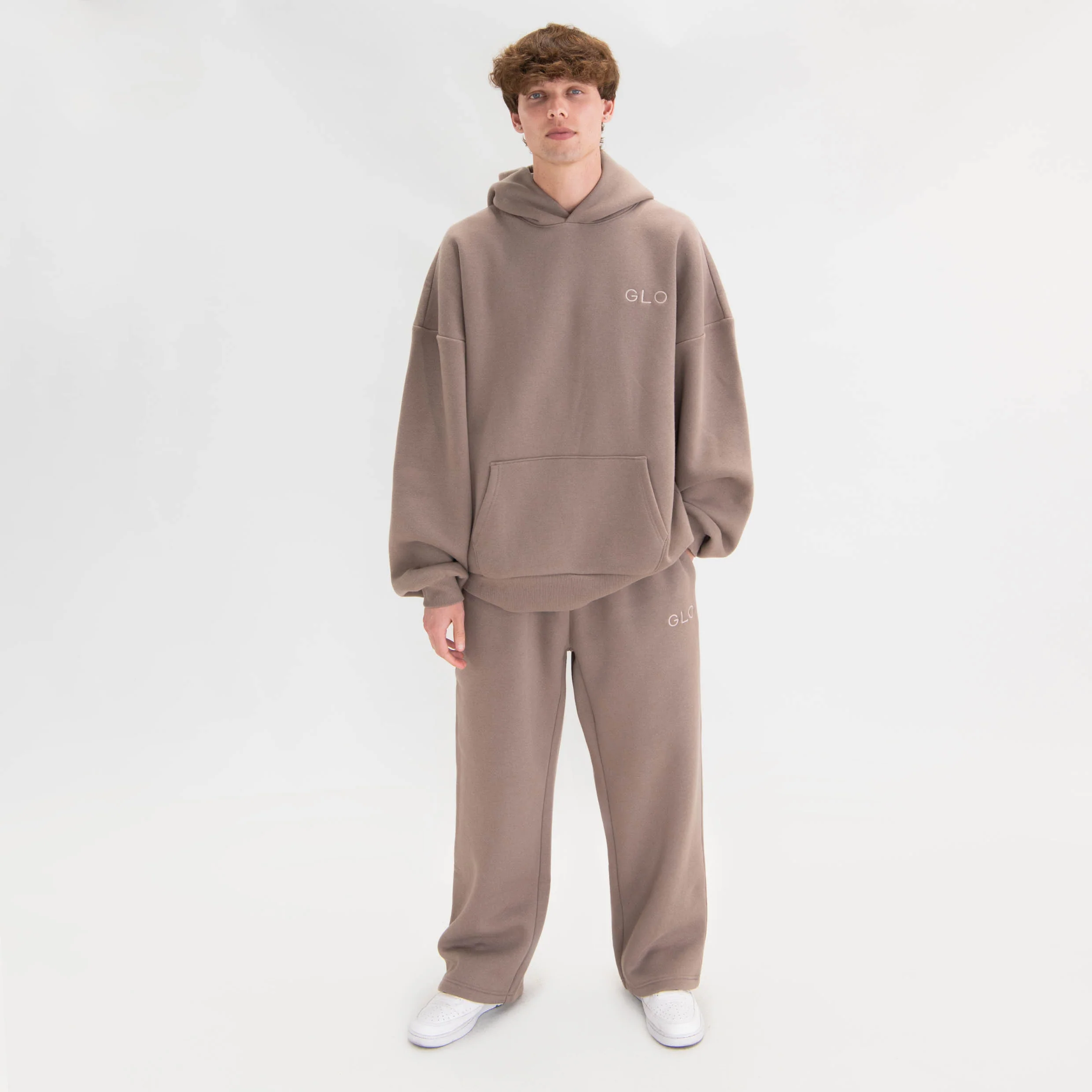 Kingdom Essential Sweatpants - Image 14
