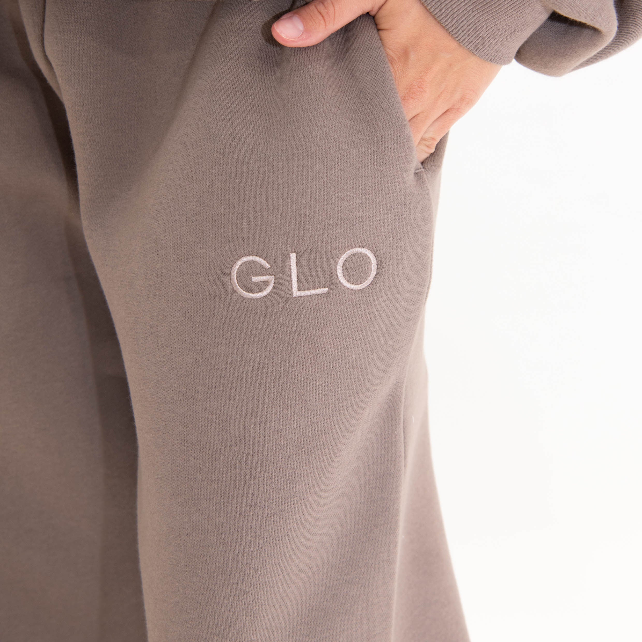 Kingdom Essential Sweatpants - Image 16