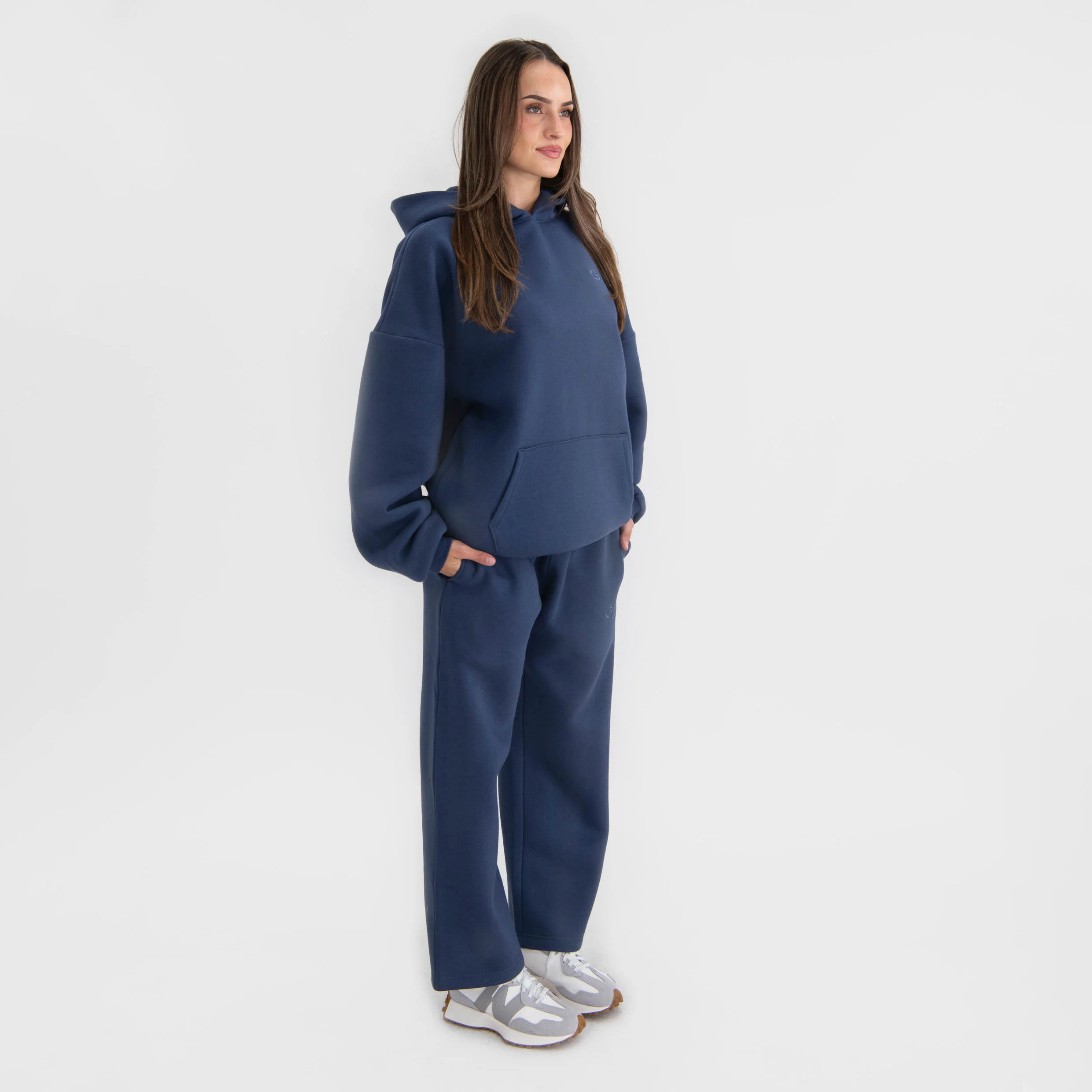 Kingdom Essential Sweatpants - Image 18
