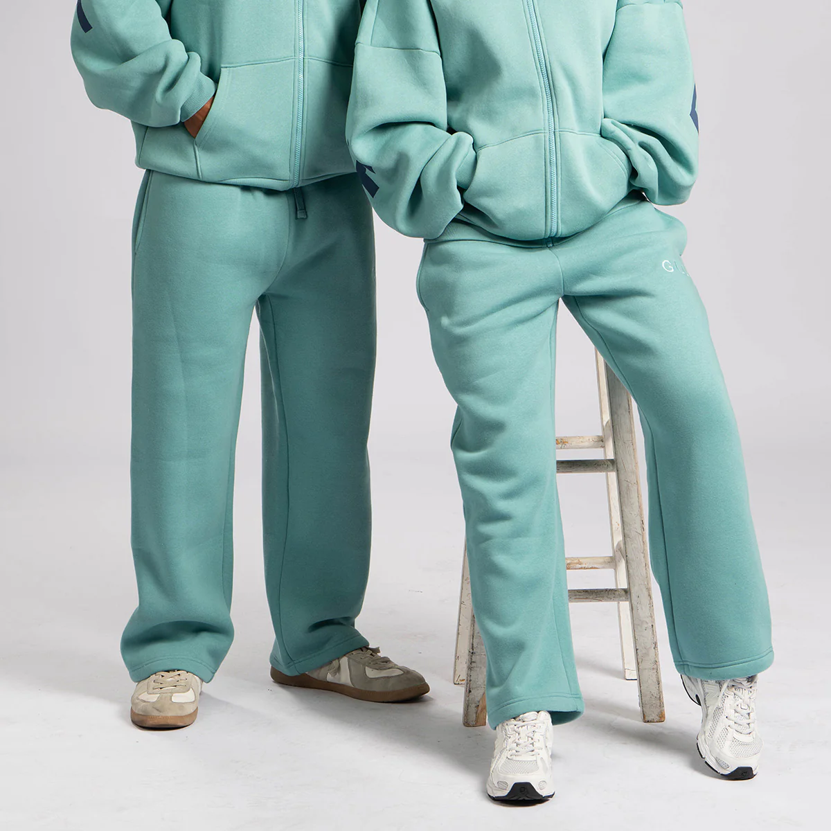 Kingdom Essential Sweatpants - Image 39