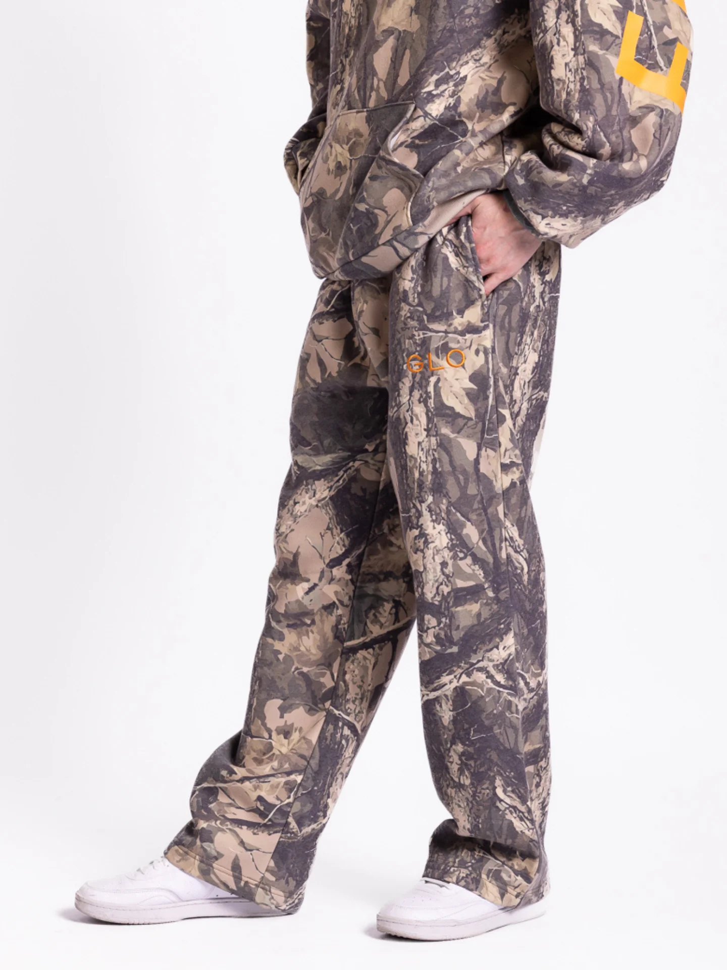 Kingdom Essential Sweatpants - Image 57