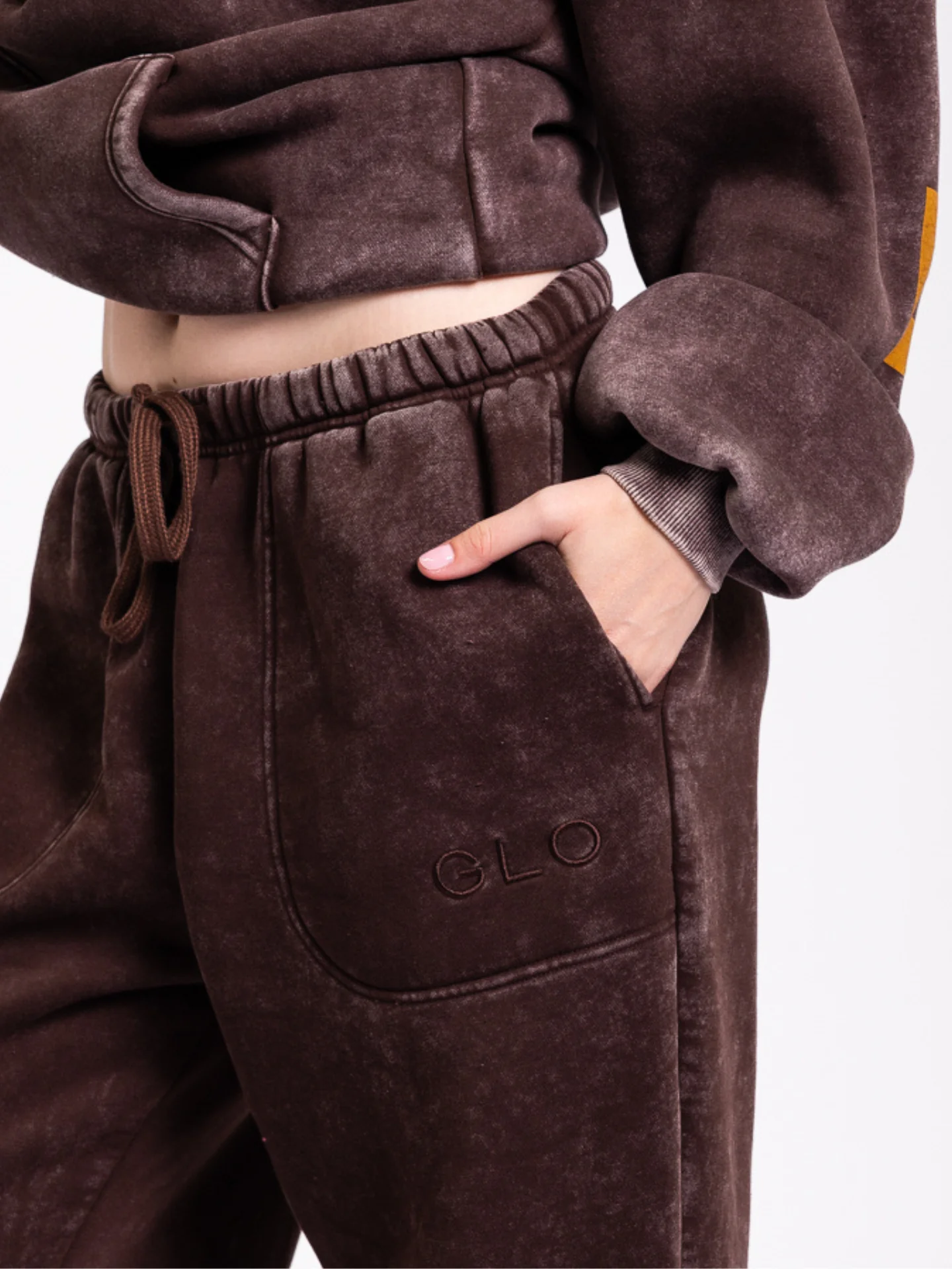 Kingdom Essential Snow Wash Jogger - Image 51