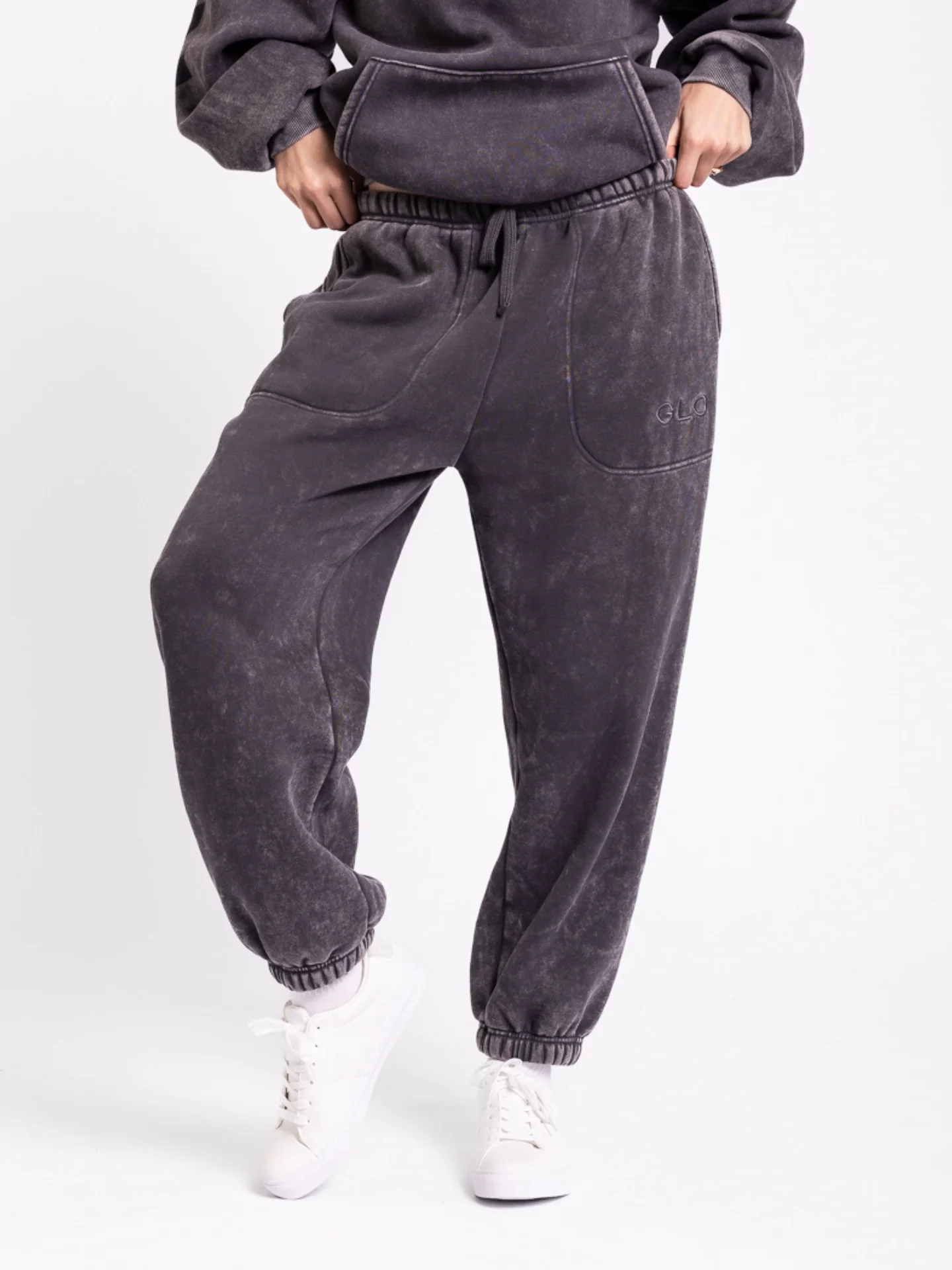 Kingdom Essential Snow Wash Jogger - Image 43
